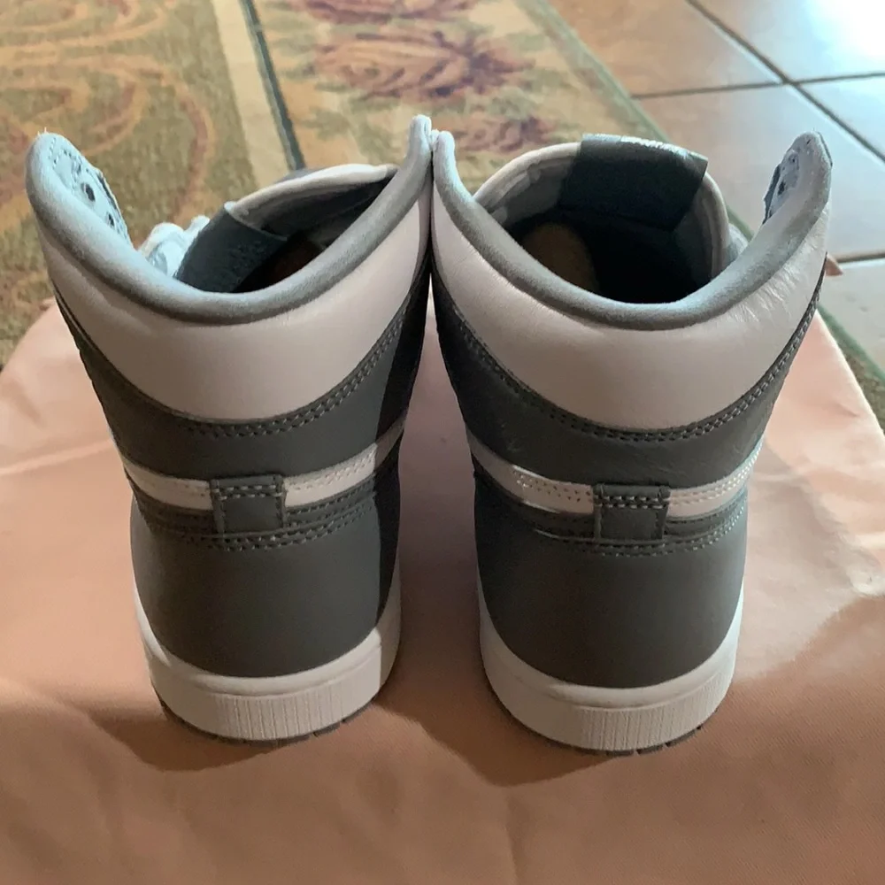 Jordan 1 Retro High OG Stealth (Premium Leather)